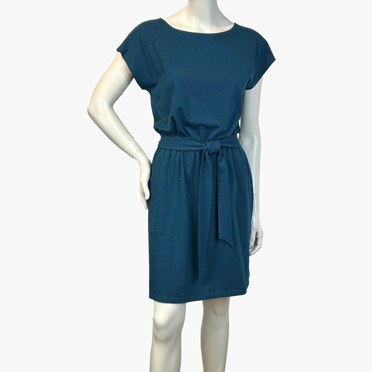 TOC Jersey Belted Dress w/pockets